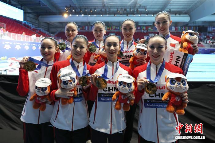 东方美学与卓越创新驱动的水中芭蕾：中国花样