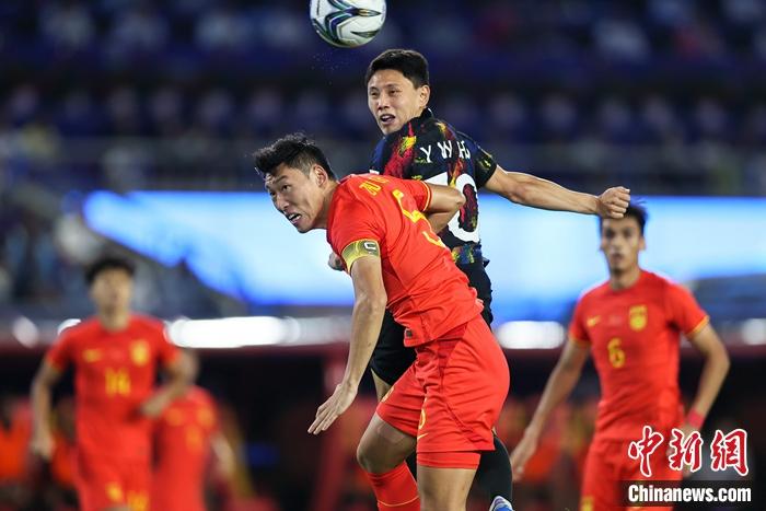 国足亚运队不敌韩国出局 “新鲜血液”实在太有