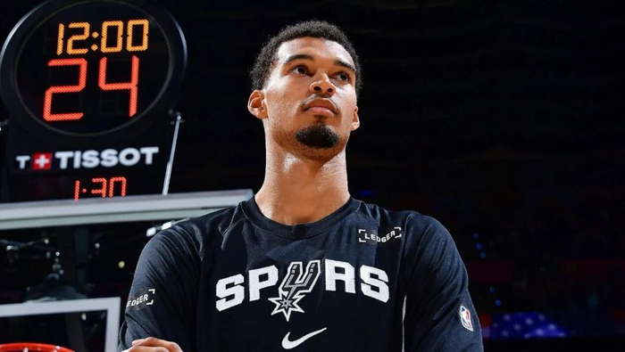 文班亚马41+16率队九连胜，挑战MVP传统标准