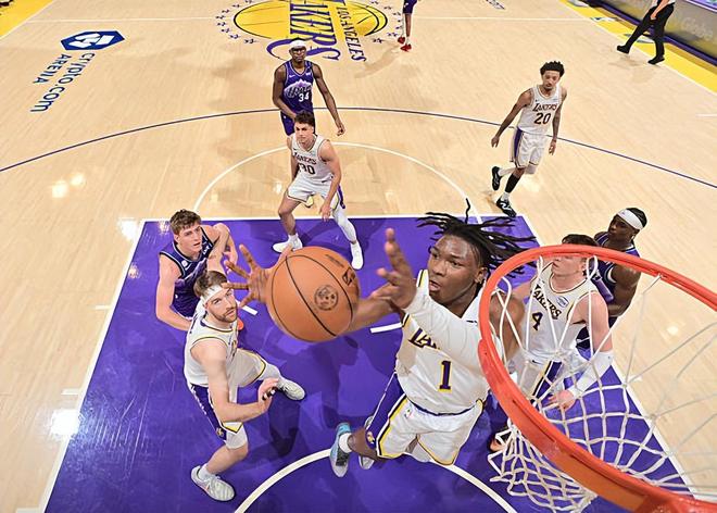 湖人轻取爵士蒂罗首秀惊艳展现天赋潜力