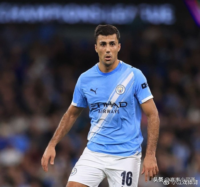 罗德里续约风波：曼城与皇马博弈下的伤病困局